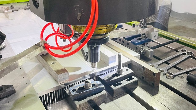 攪拌摩擦焊過(guò)程，是這么操作的嗎？-科鼎鑫數(shù)控